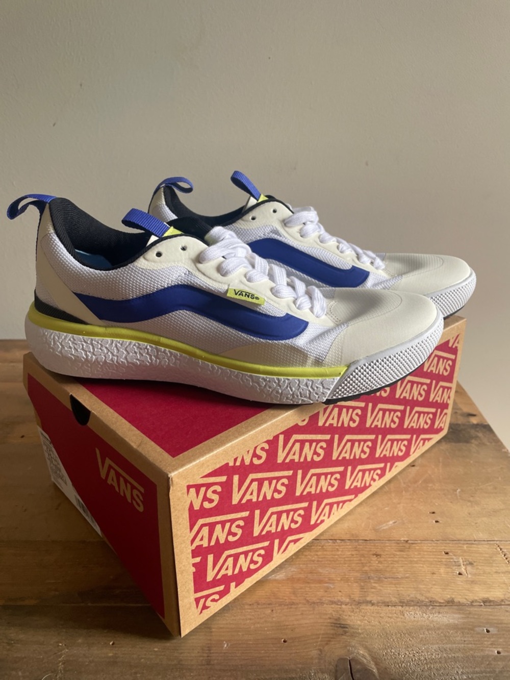 Vans Ultrarange Exo Sneakers
